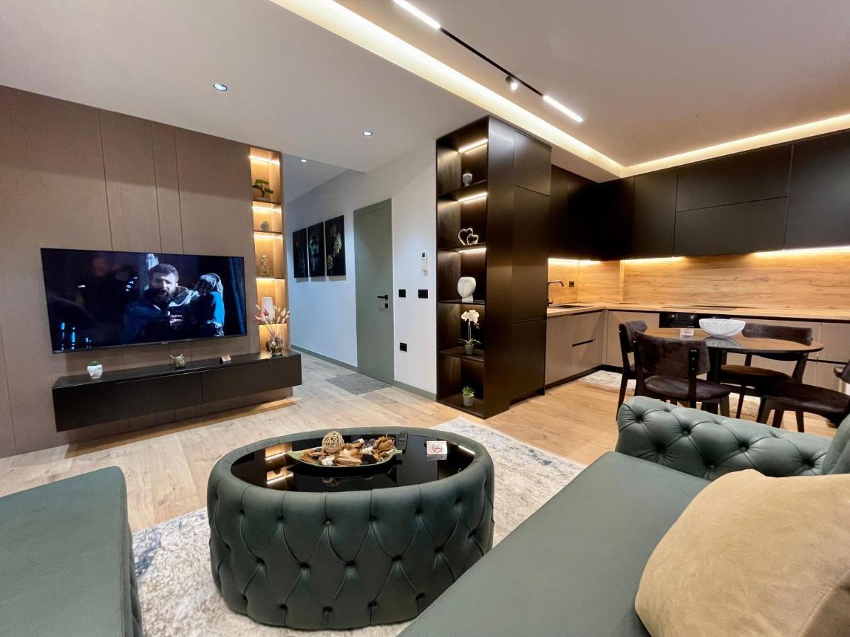 Queens Luxury Apartments ติรานา ภายนอก รูปภาพ
